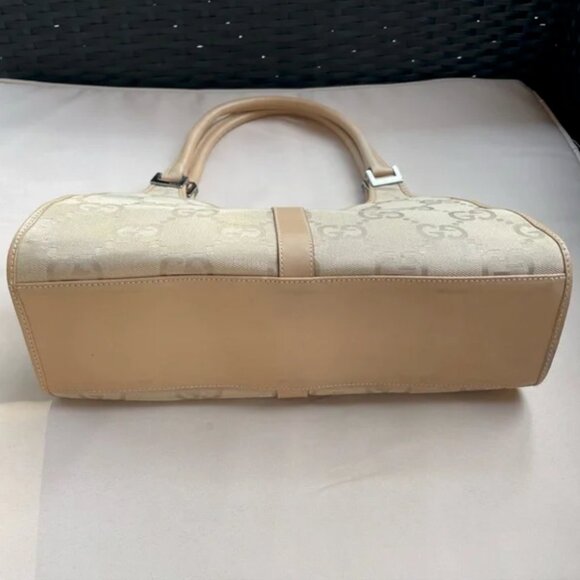 Gucci Vintage Large Logo Monogram Jackie Shoulder Hobo Bag in Beige Cream - Picture 6 of 16
